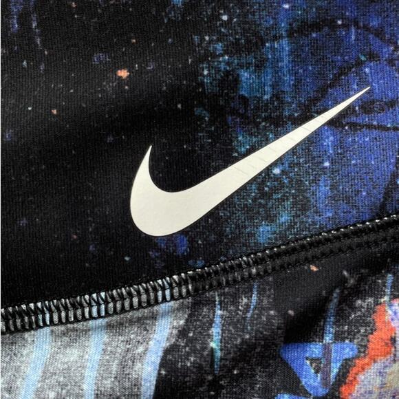 Nike Victory Power Crop Leggings Pants M | Graffiti Print, Dri-FIT, Mesh Panels - Picture 8 of 8
